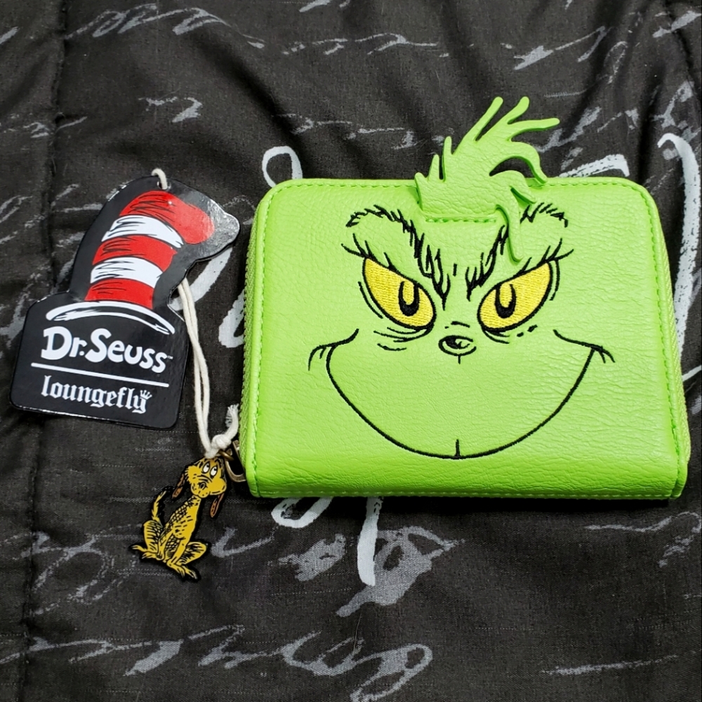 NWT Grinch Loungfly Wallet